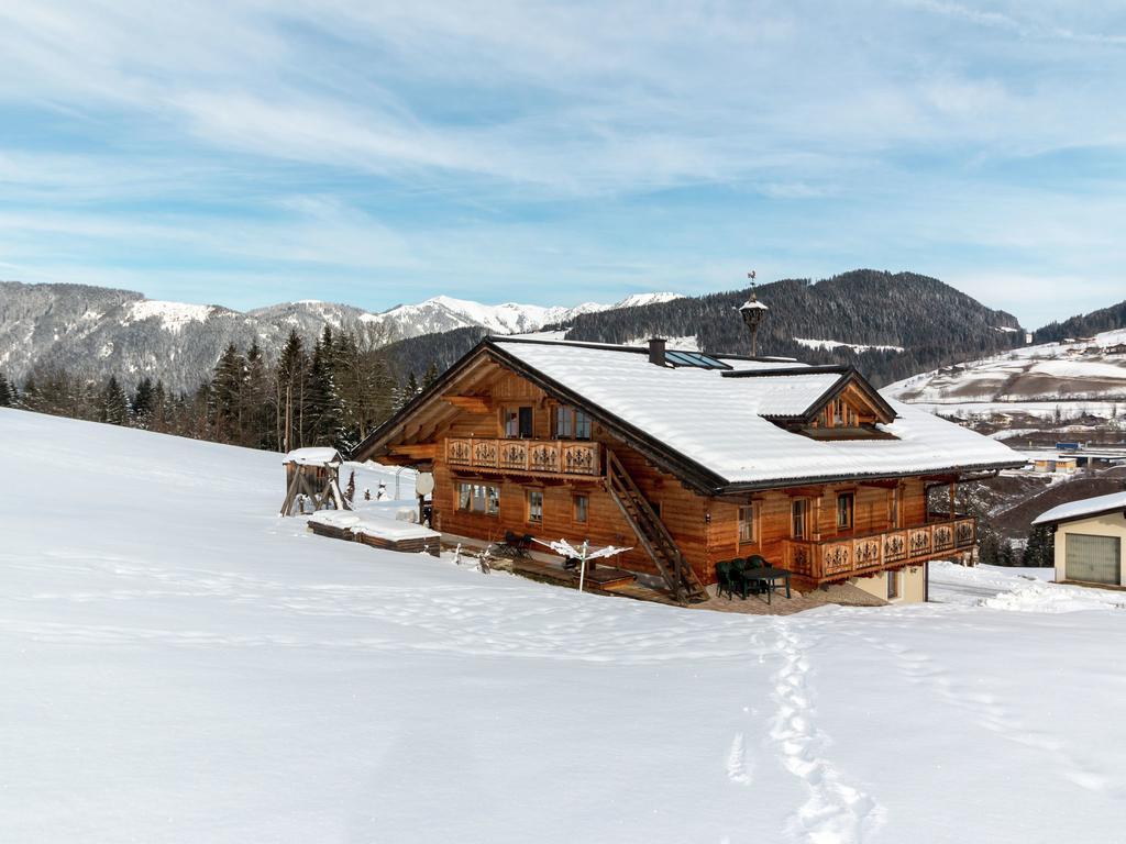 Villa On A Courtyard Near The Ski Area In Salzburg Eben Im Pongau Dış mekan fotoğraf